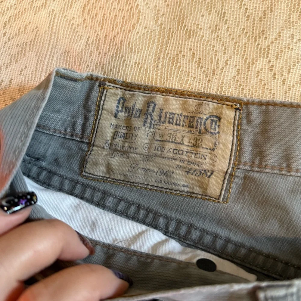 Men’s Polo Ralph Lauren embroidered VTG great chino pants